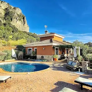 Casa La Roca Сasa de vacaciones El Gastor